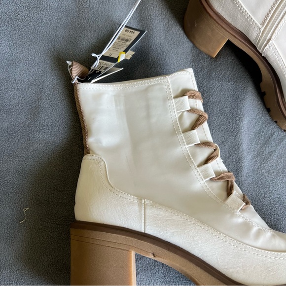 Glenda Heeled Hiking Boots Off White – Universal Thread 11 - Picture 6 of 9
